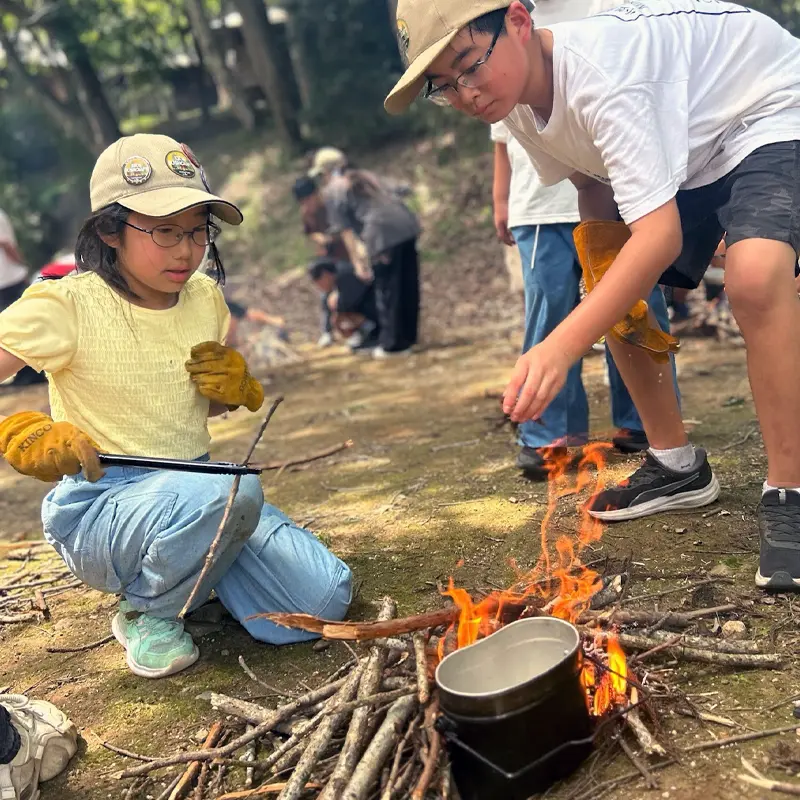 野外炊飯プログラムの様子 1